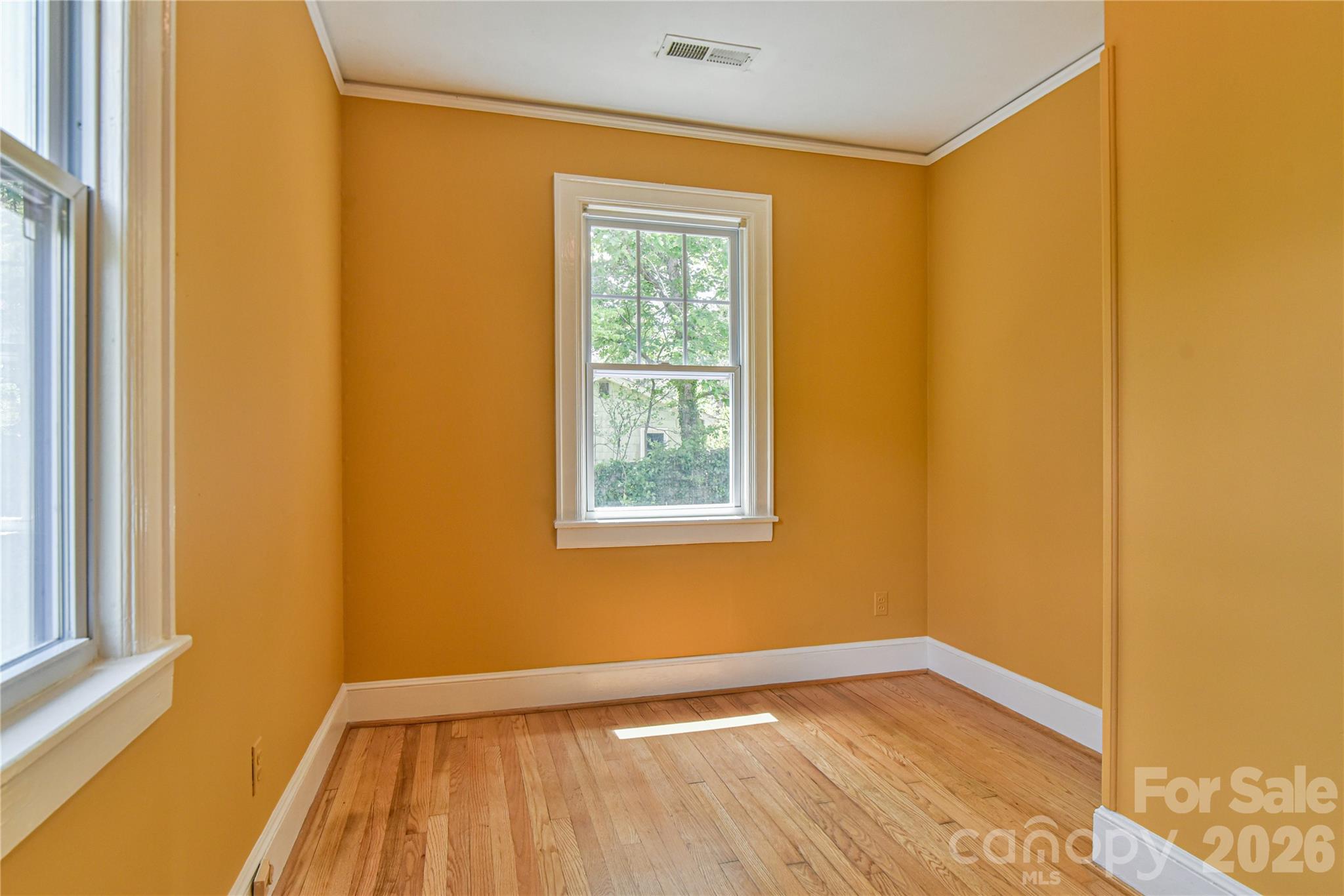 101 E Skyland Circle Asheville NC 28804