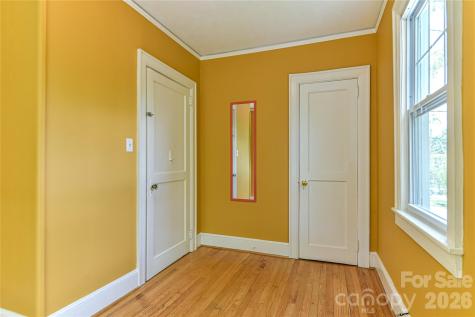 101 E Skyland Circle Asheville NC 28804