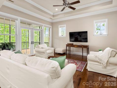 29 Stansbury Drive Asheville NC 28803