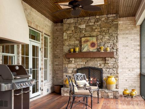 29 Stansbury Drive Asheville NC 28803