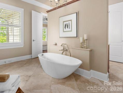 29 Stansbury Drive Asheville NC 28803