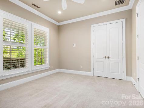29 Stansbury Drive Asheville NC 28803