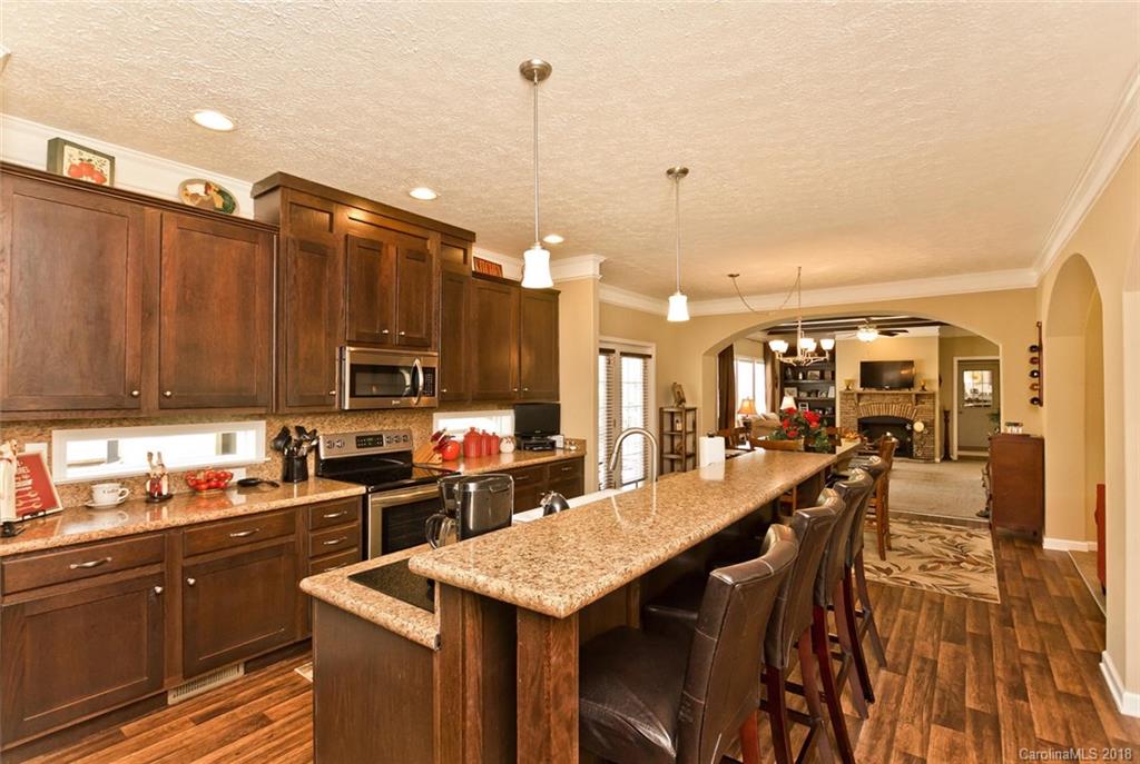 19 Meadow Ridge Drive Burnsville NC 28714
