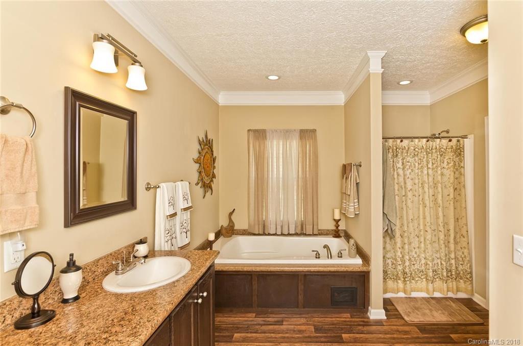 19 Meadow Ridge Drive Burnsville NC 28714