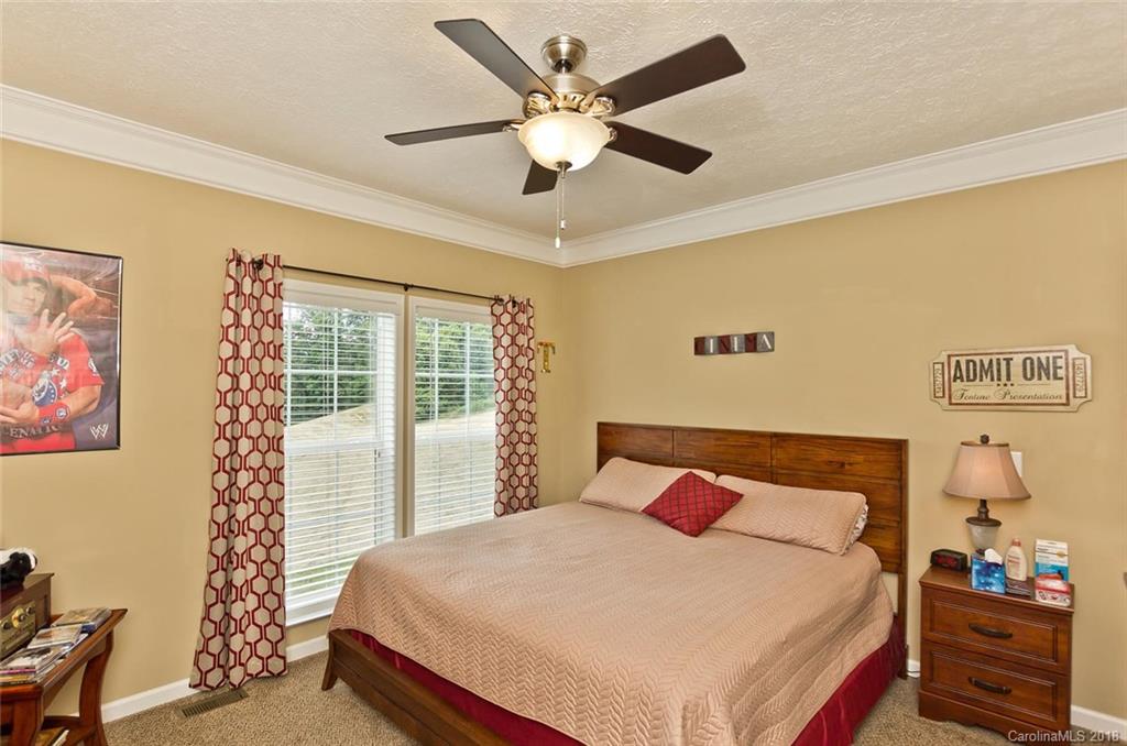19 Meadow Ridge Drive Burnsville NC 28714