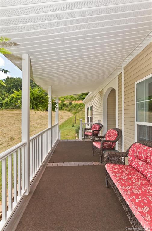 19 Meadow Ridge Drive Burnsville NC 28714