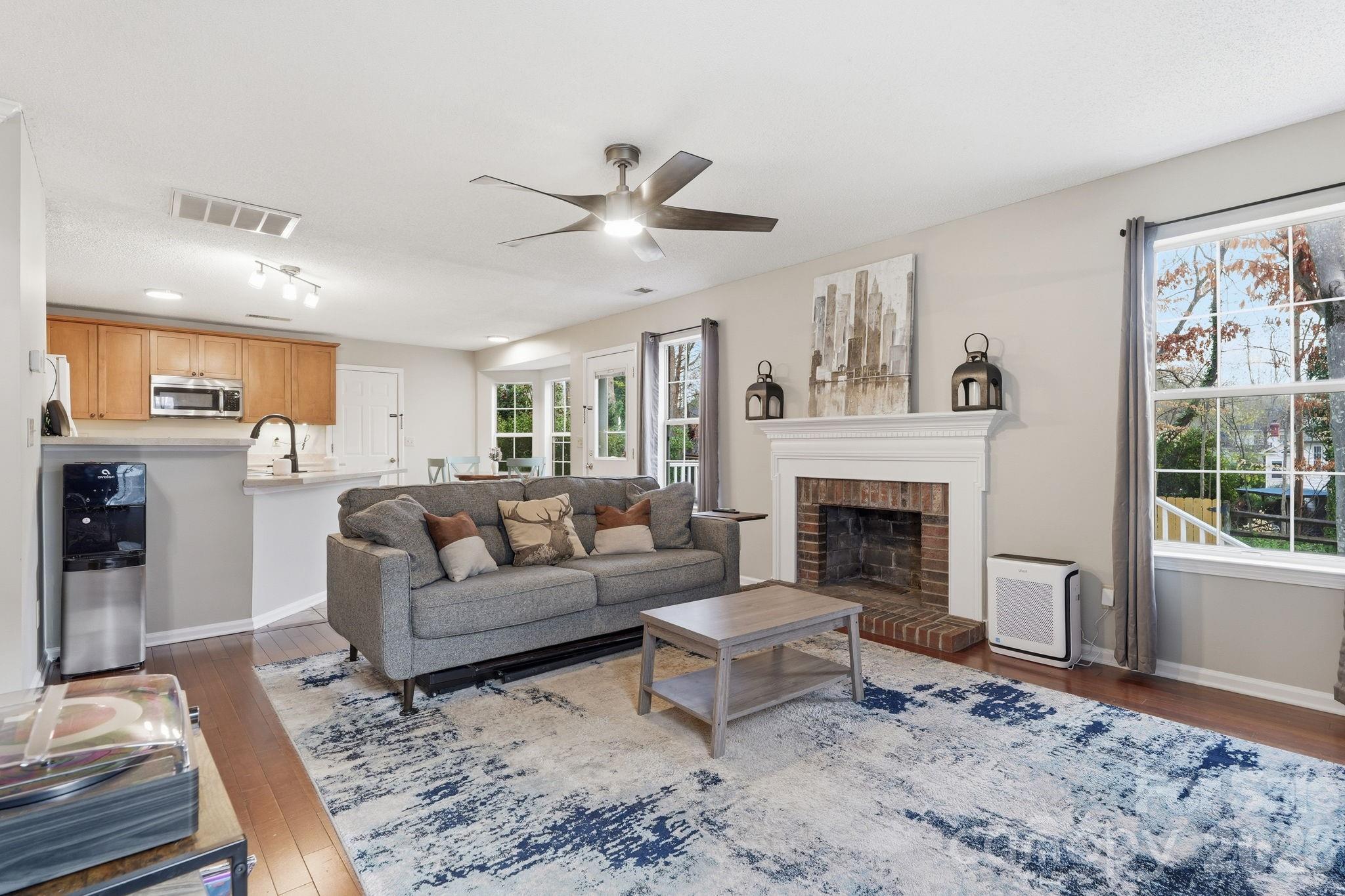 272 Rose Street Mooresville NC 28117