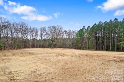 1609 Beulah Church Road Weddington NC 28104