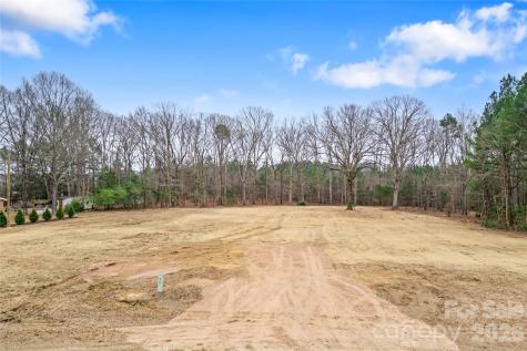 1609 Beulah Church Road Weddington NC 28104