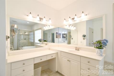 1320 Hudson Place Davidson NC 28036