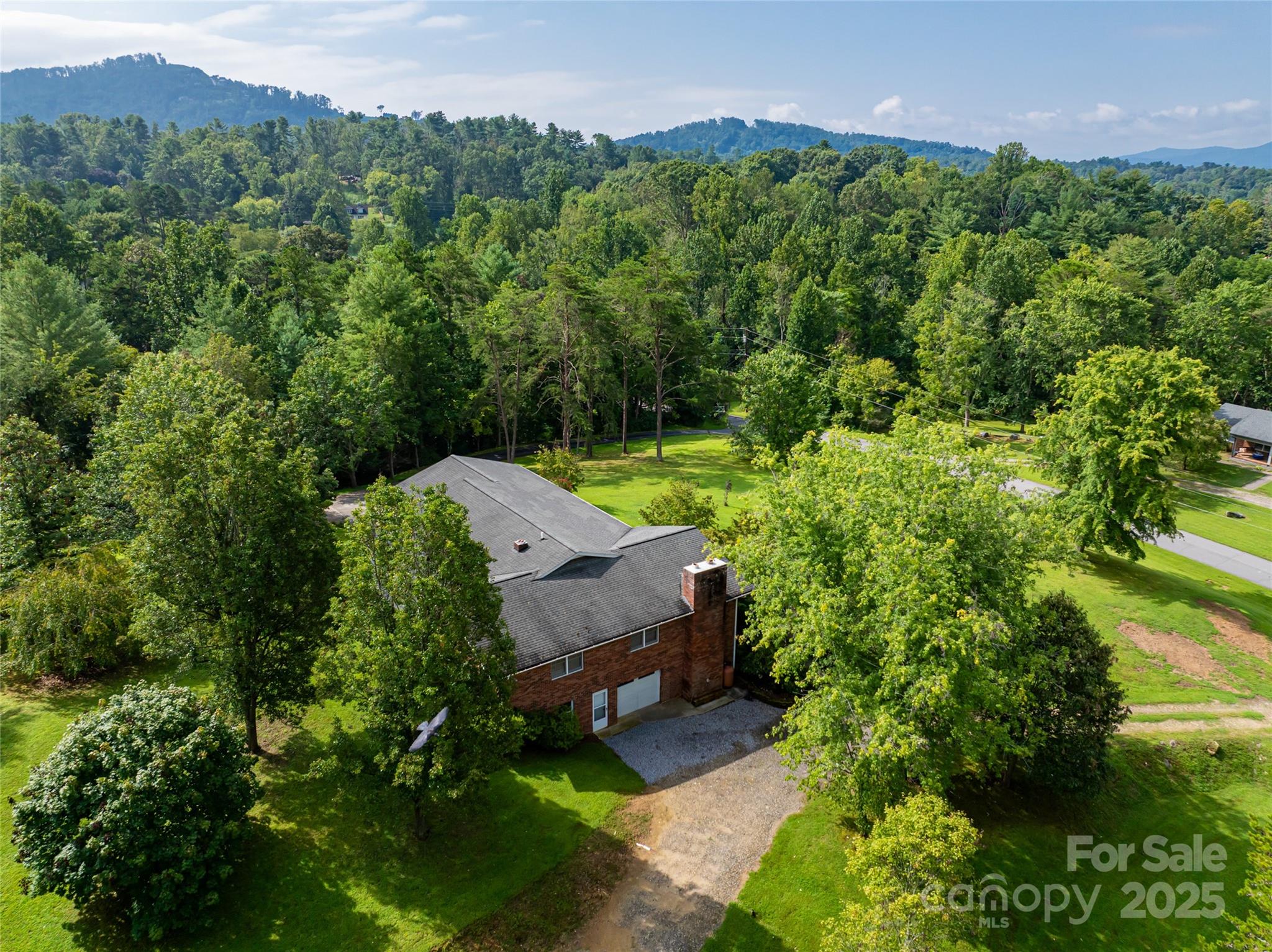 15 Lackey Lane Asheville NC 28804