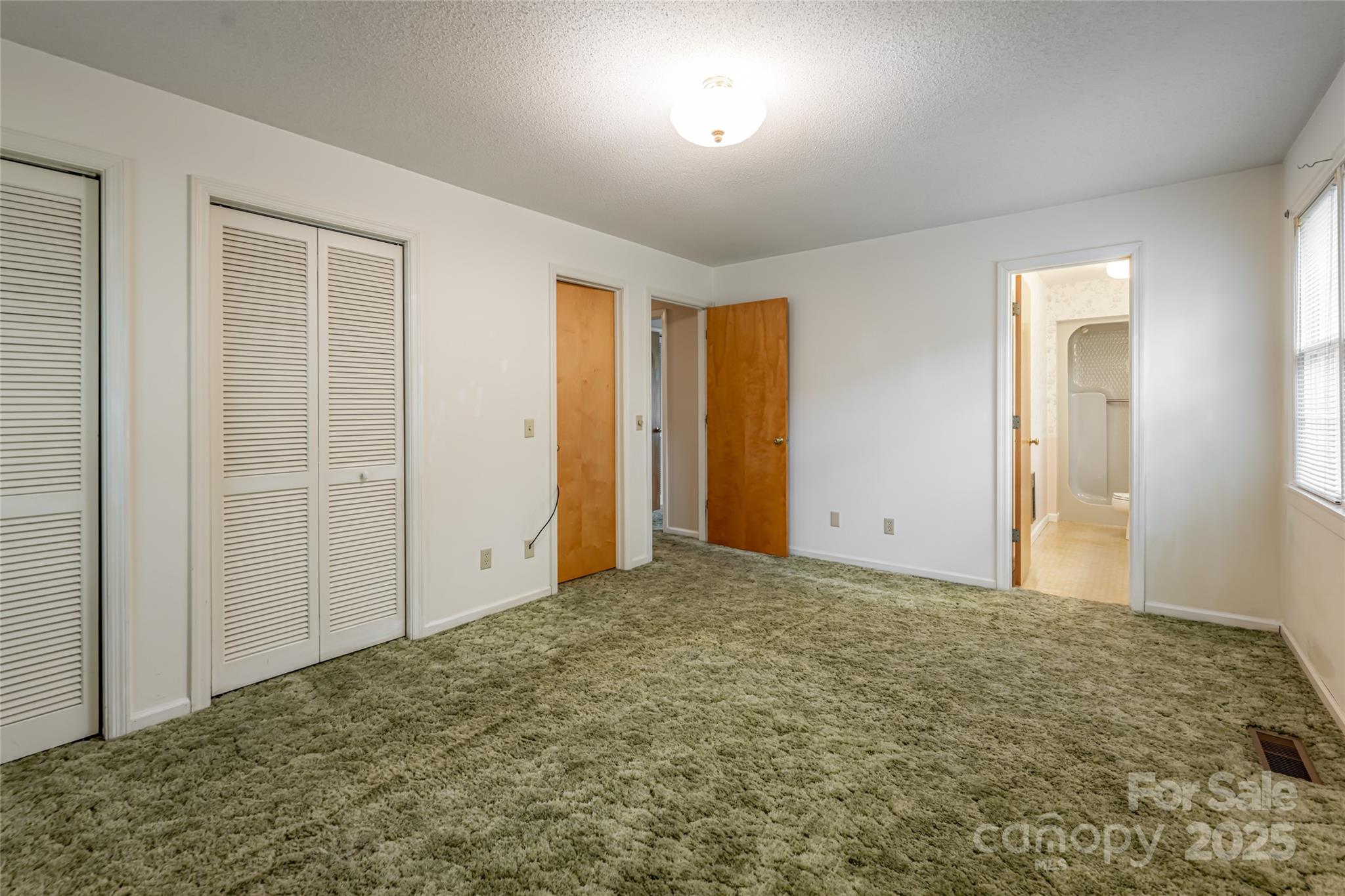 15 Lackey Lane Asheville NC 28804