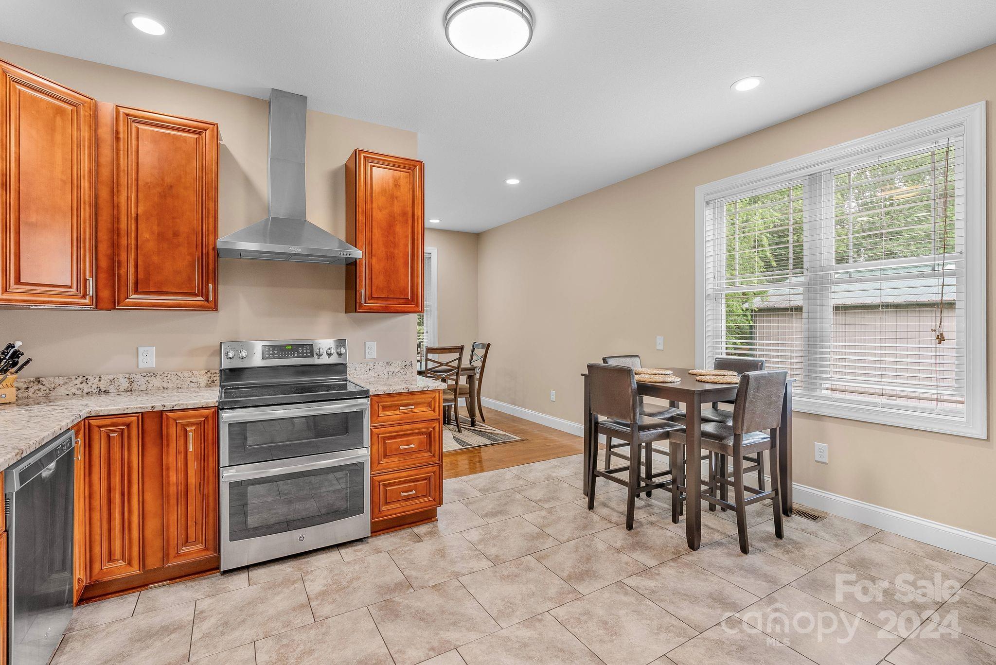 17 Oatgrass Lane Candler NC 28715