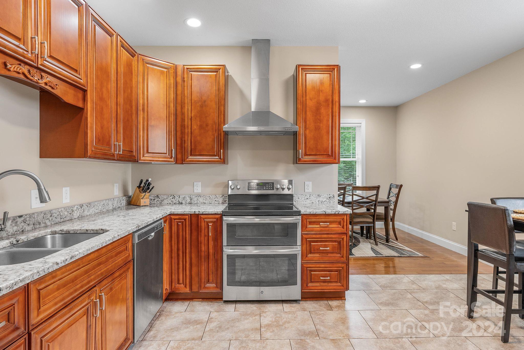 17 Oatgrass Lane Candler NC 28715