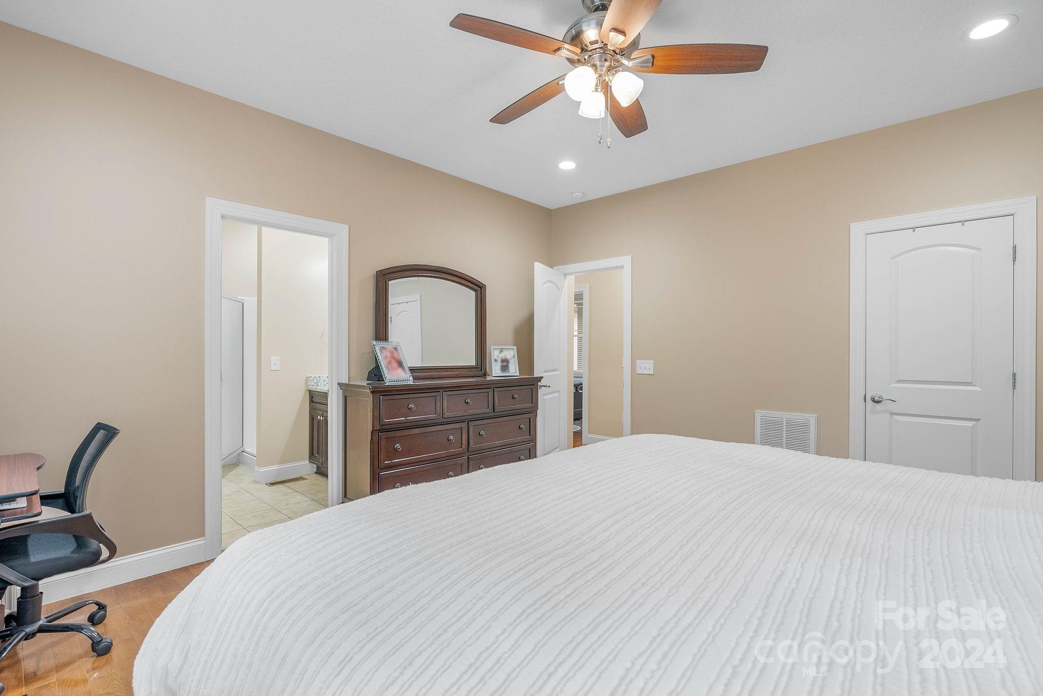 17 Oatgrass Lane Candler NC 28715