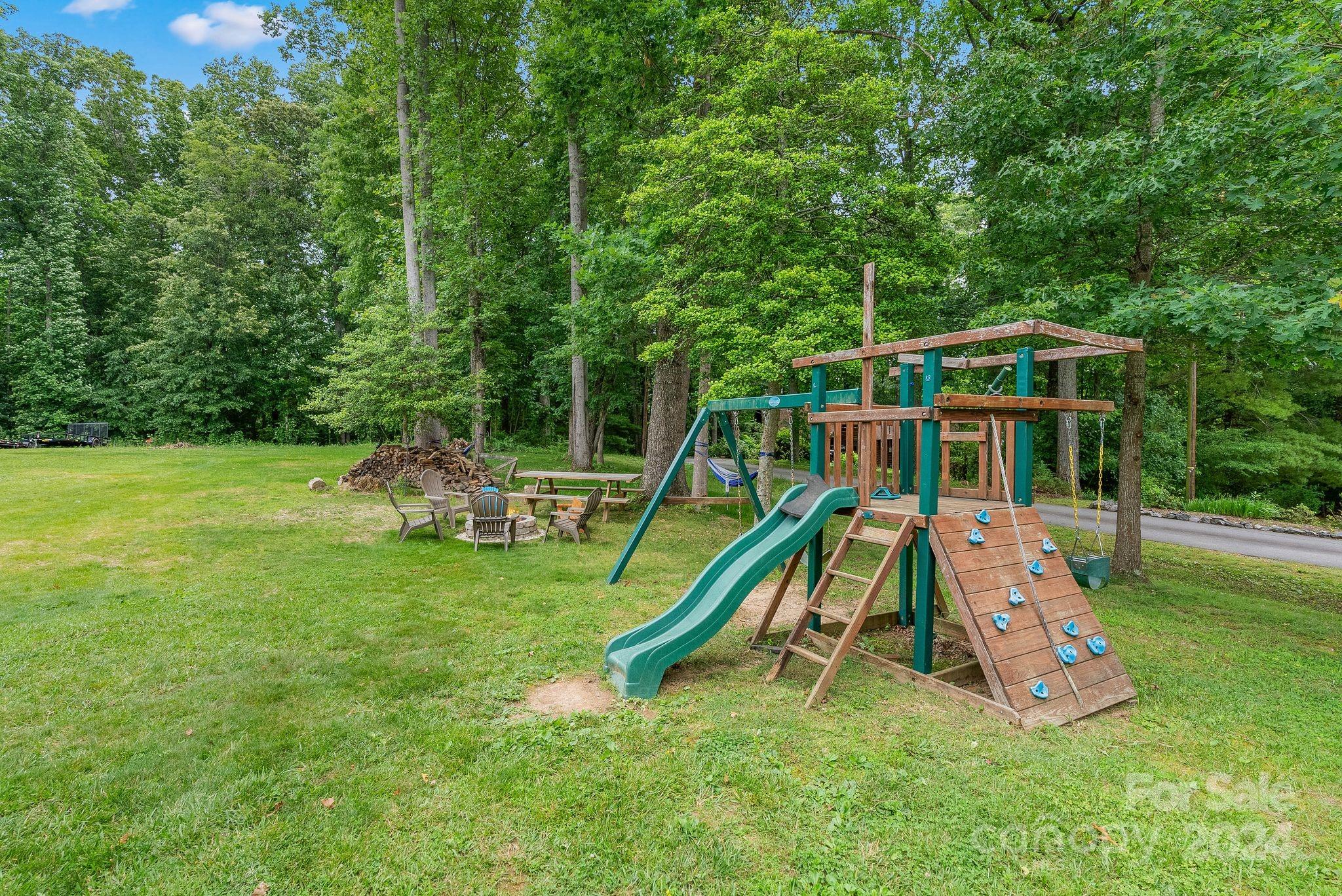 17 Oatgrass Lane Candler NC 28715