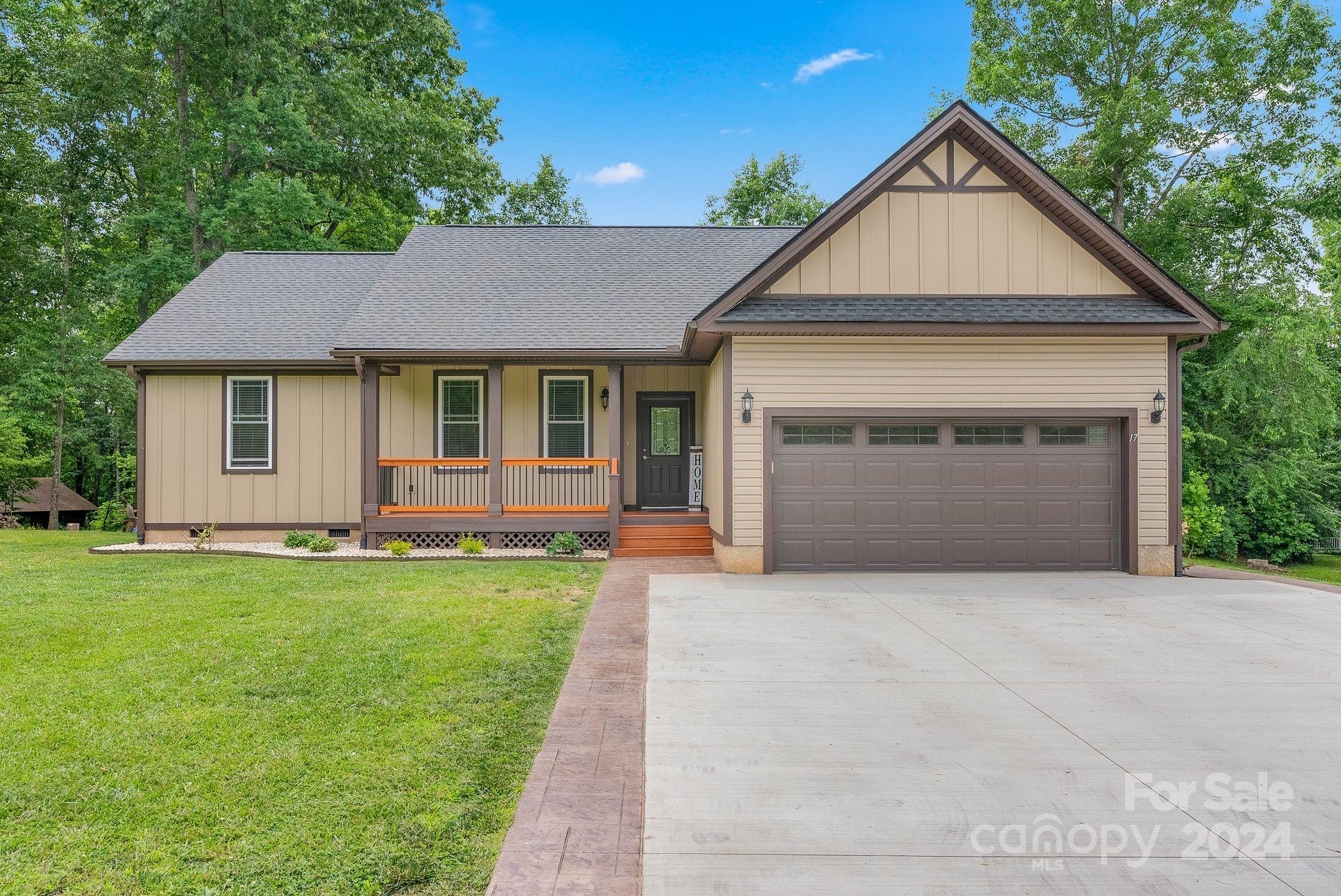 17 Oatgrass Lane Candler NC 28715