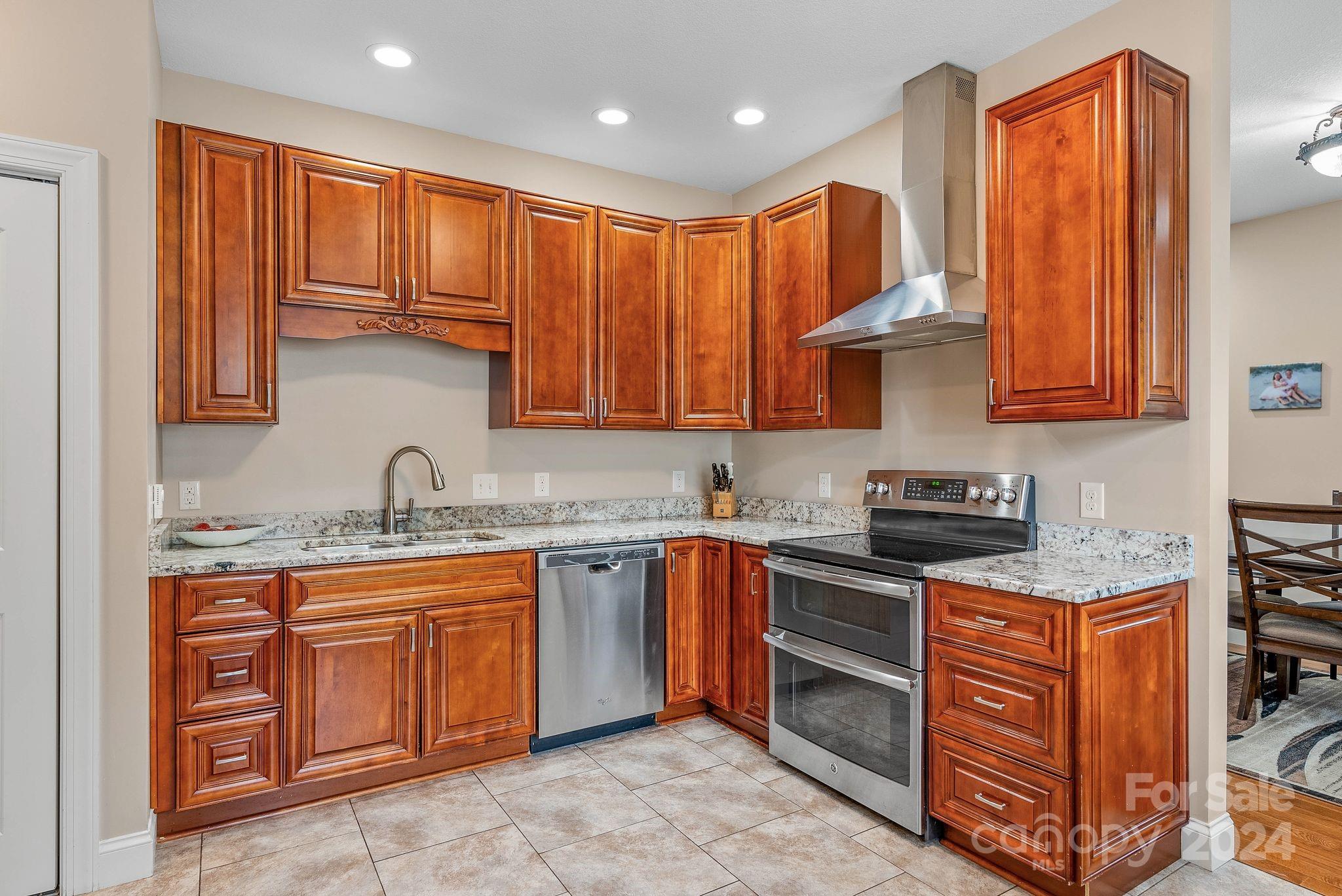 17 Oatgrass Lane Candler NC 28715