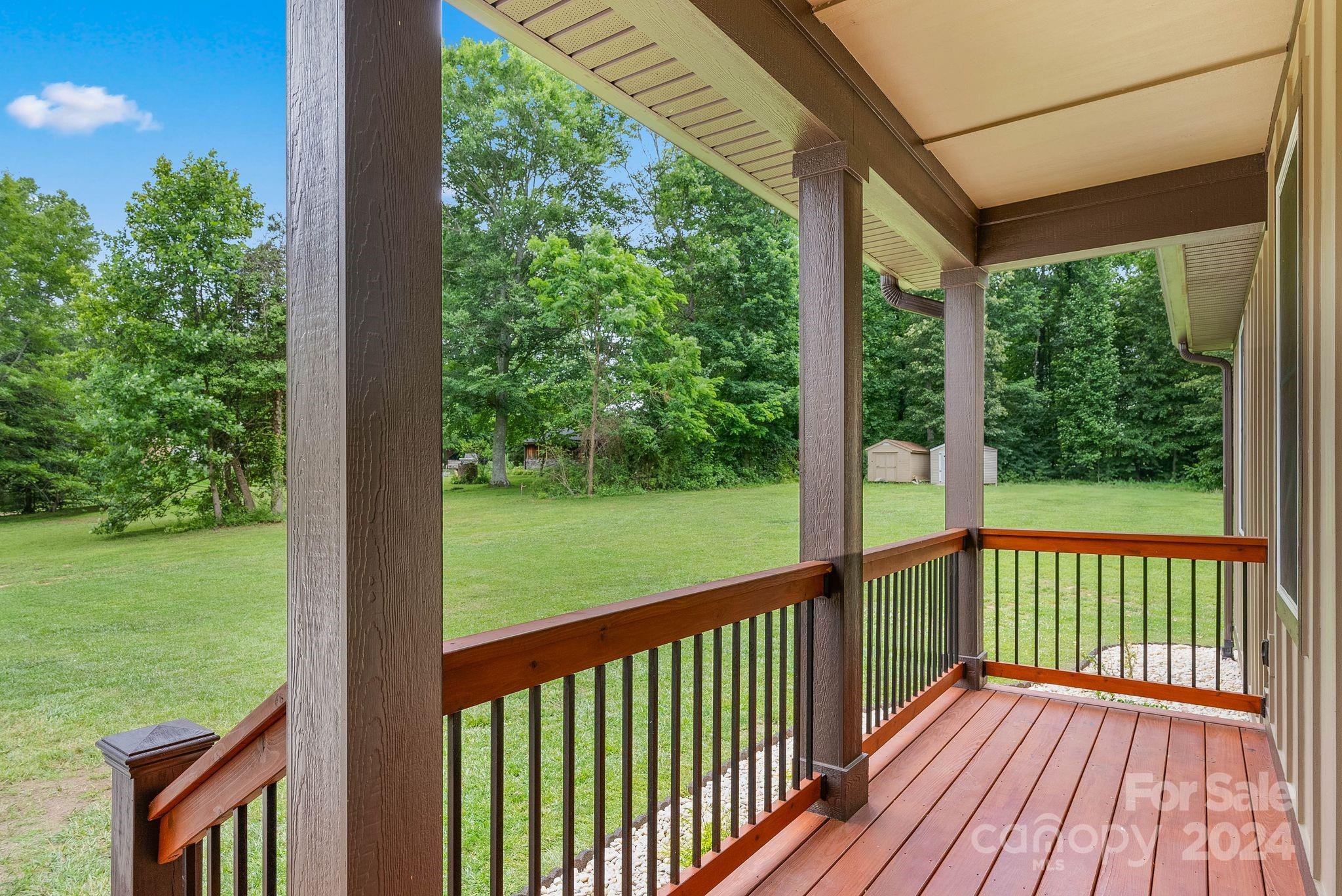 17 Oatgrass Lane Candler NC 28715