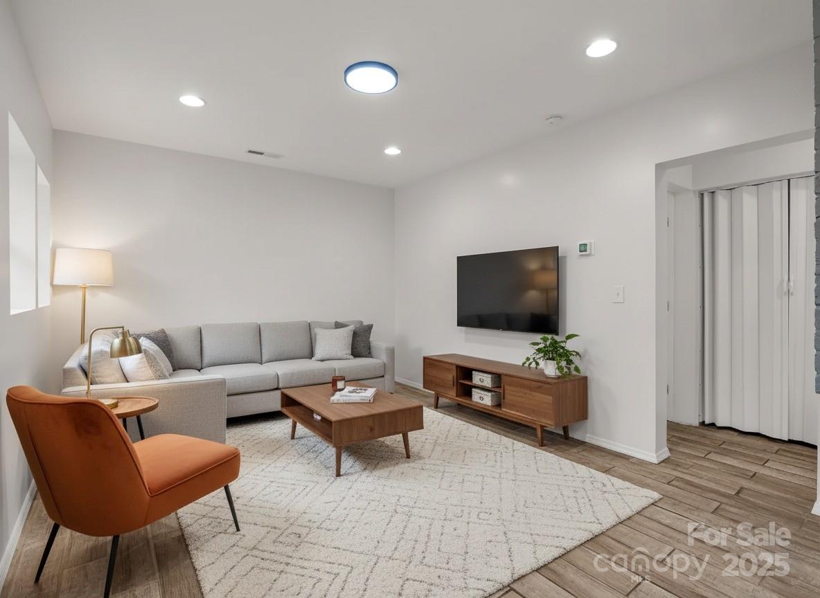 67 Robinson Avenue Asheville NC 28803