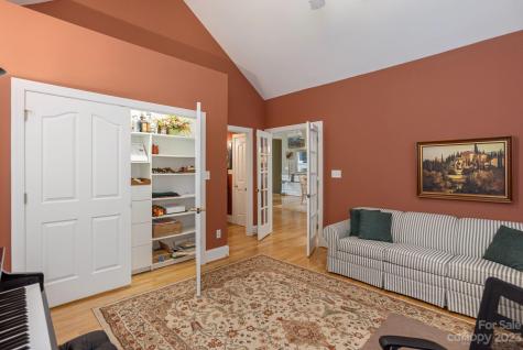 103 Trumpet Lane Asheville NC 28803