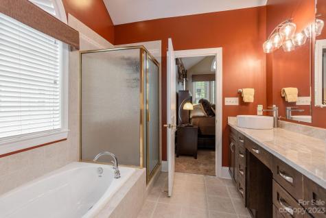 103 Trumpet Lane Asheville NC 28803