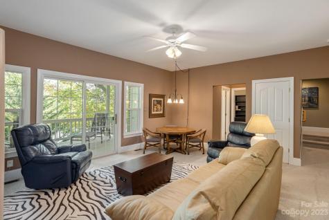 103 Trumpet Lane Asheville NC 28803