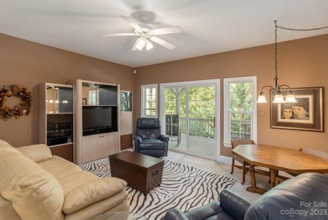 103 Trumpet Lane Asheville NC 28803