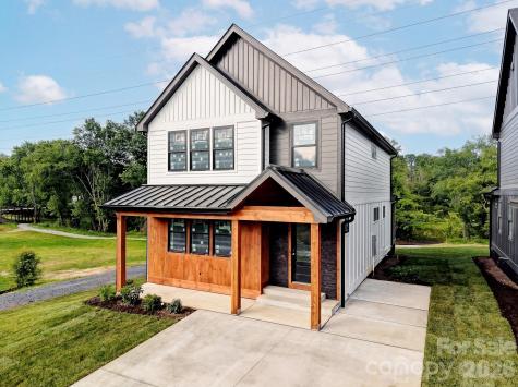 18 S Martha Kate Drive Hendersonville NC 28792