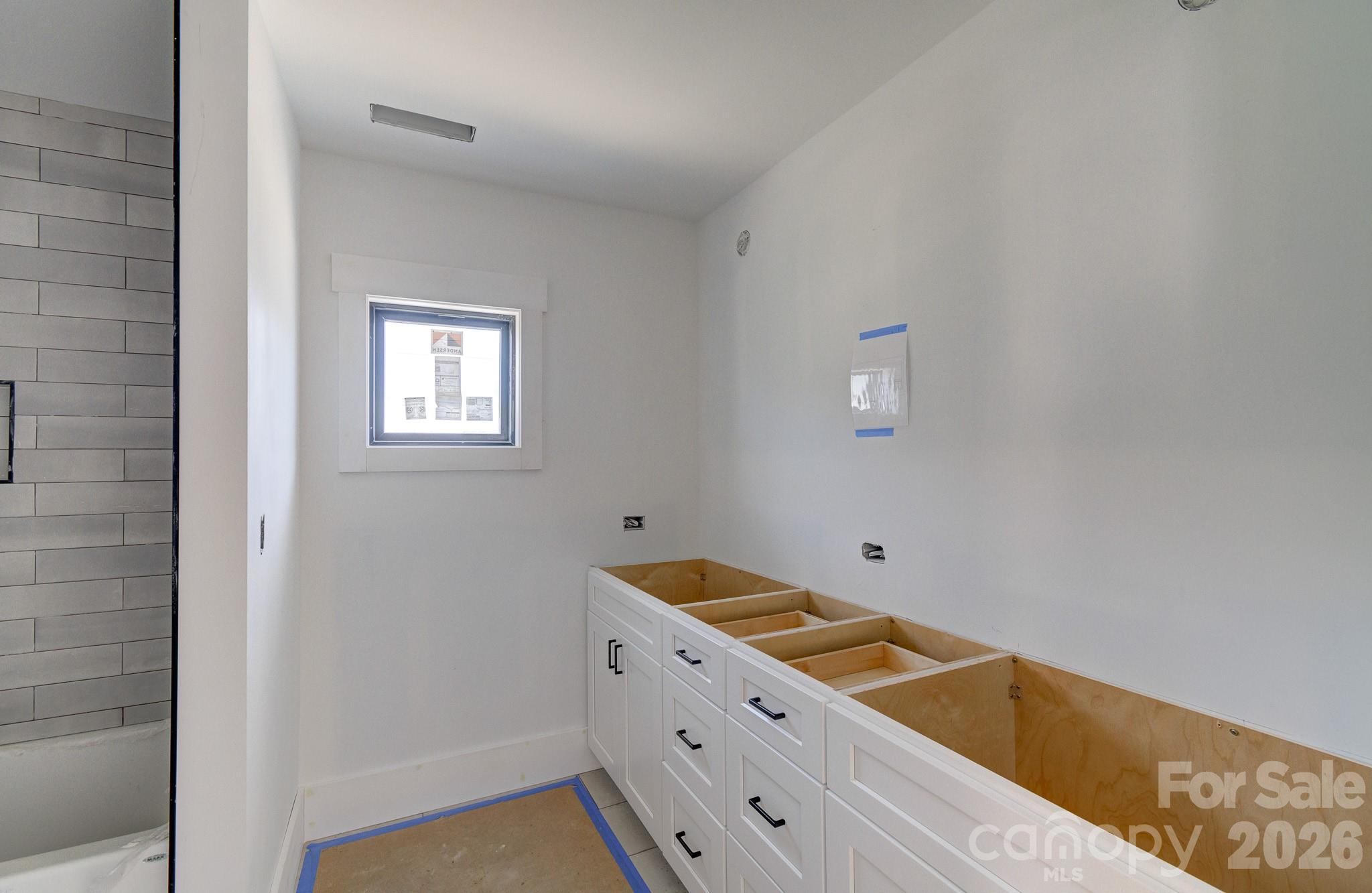 18 S Martha Kate Drive Hendersonville NC 28792