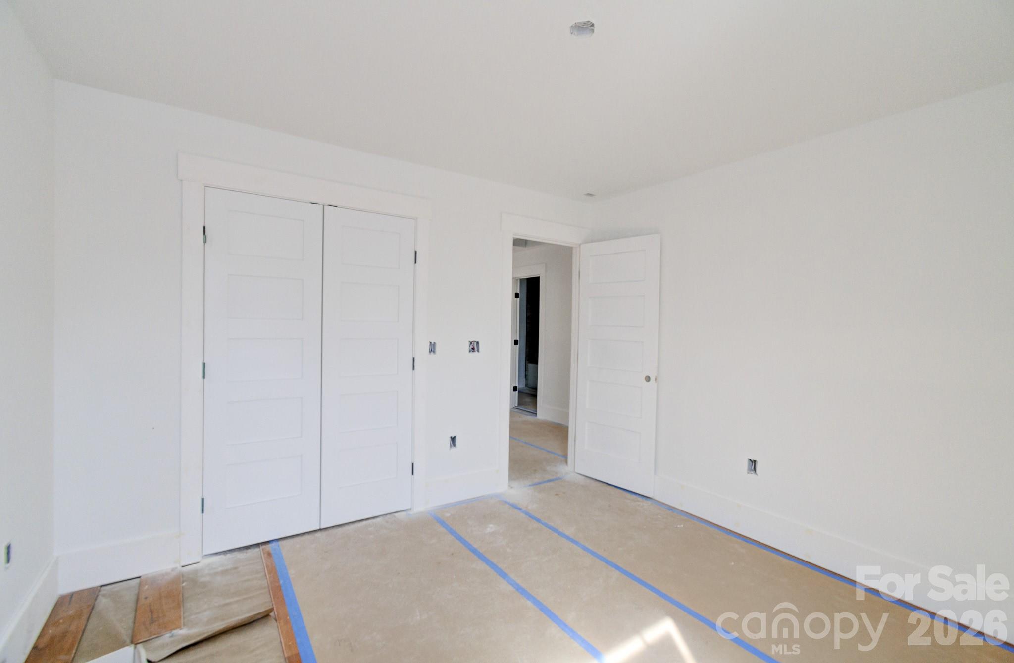 18 S Martha Kate Drive Hendersonville NC 28792