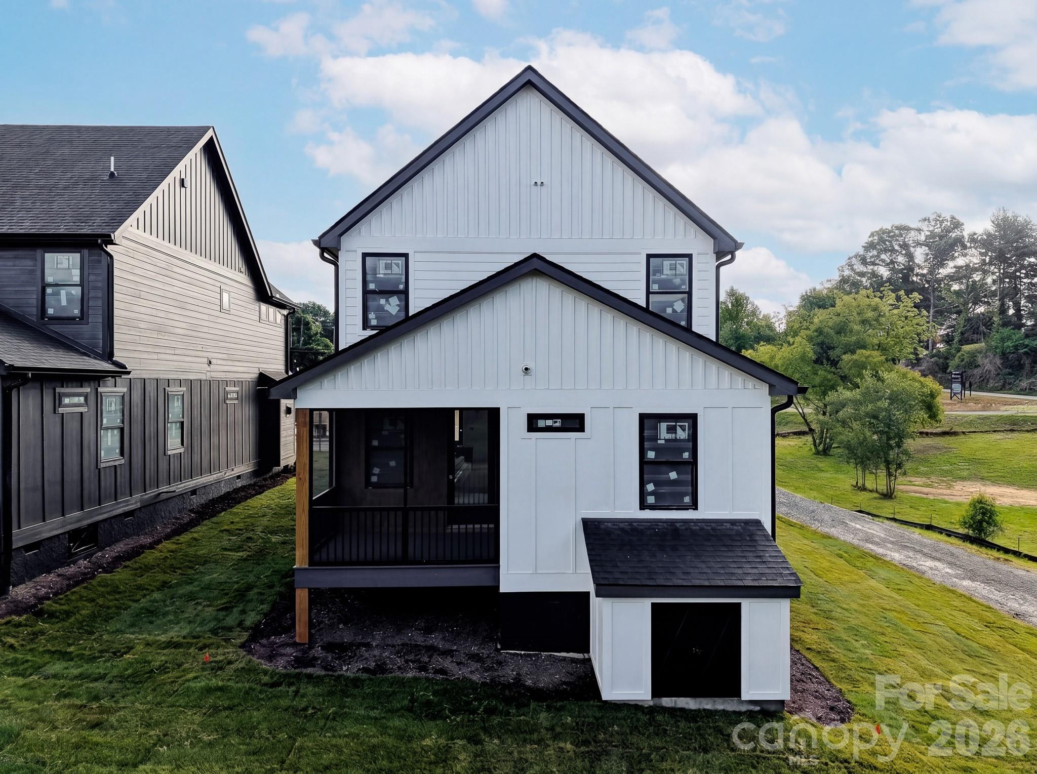 18 S Martha Kate Drive Hendersonville NC 28792