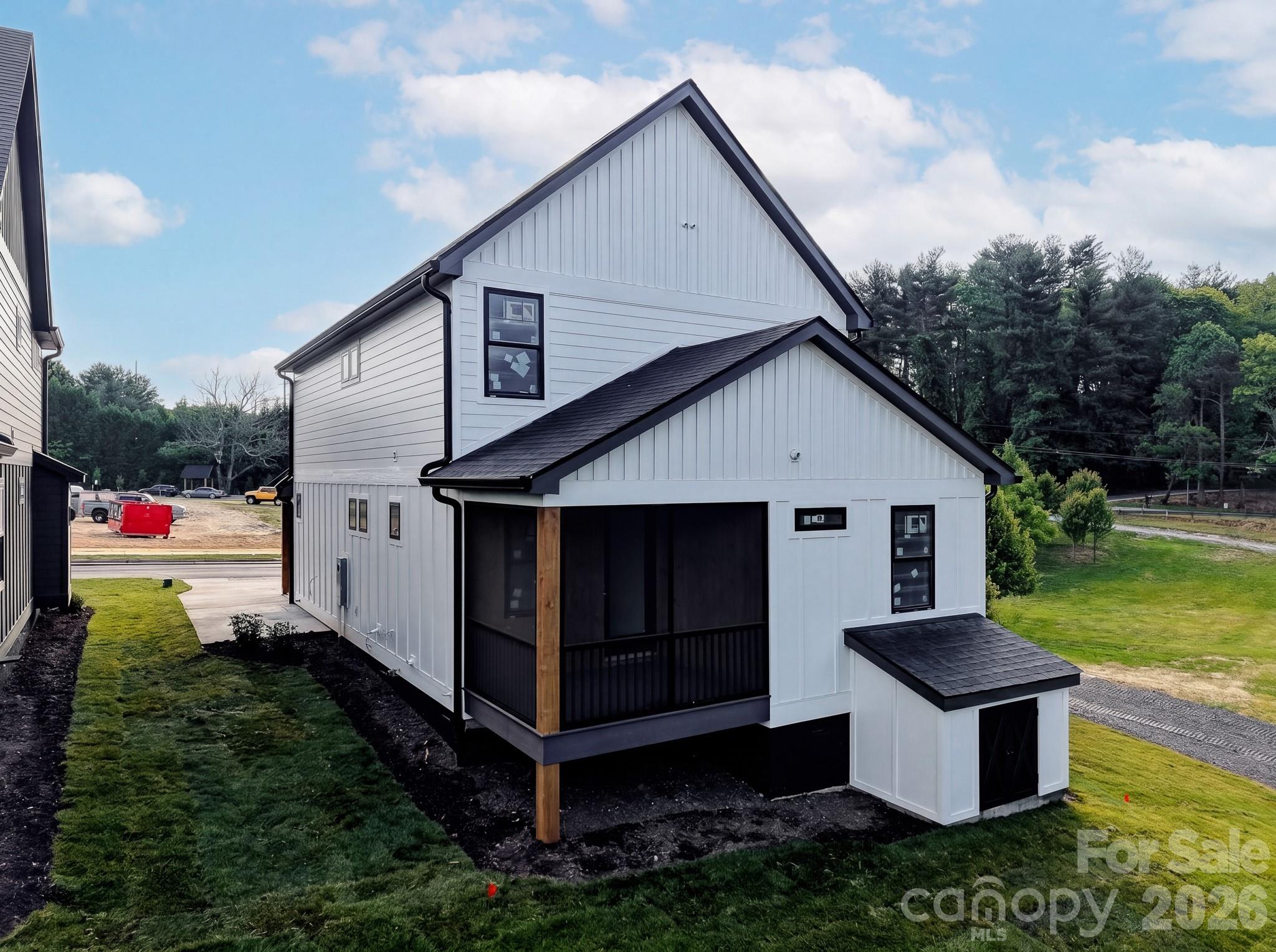 18 S Martha Kate Drive Hendersonville NC 28792