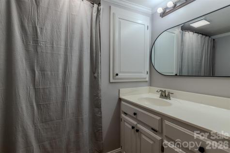 505 W Mountain Street Kings Mountain NC 28086