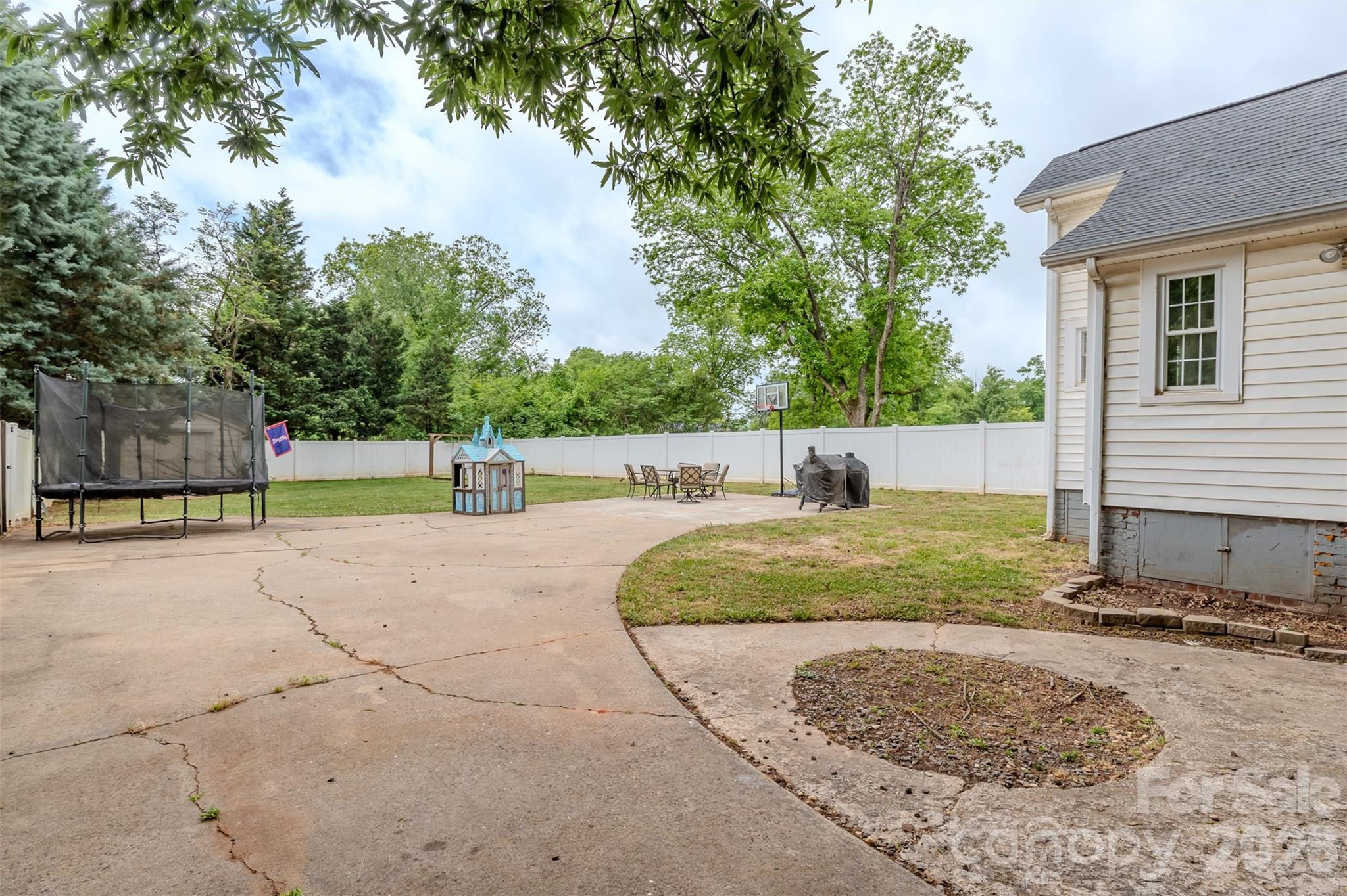 505 W Mountain Street Kings Mountain NC 28086