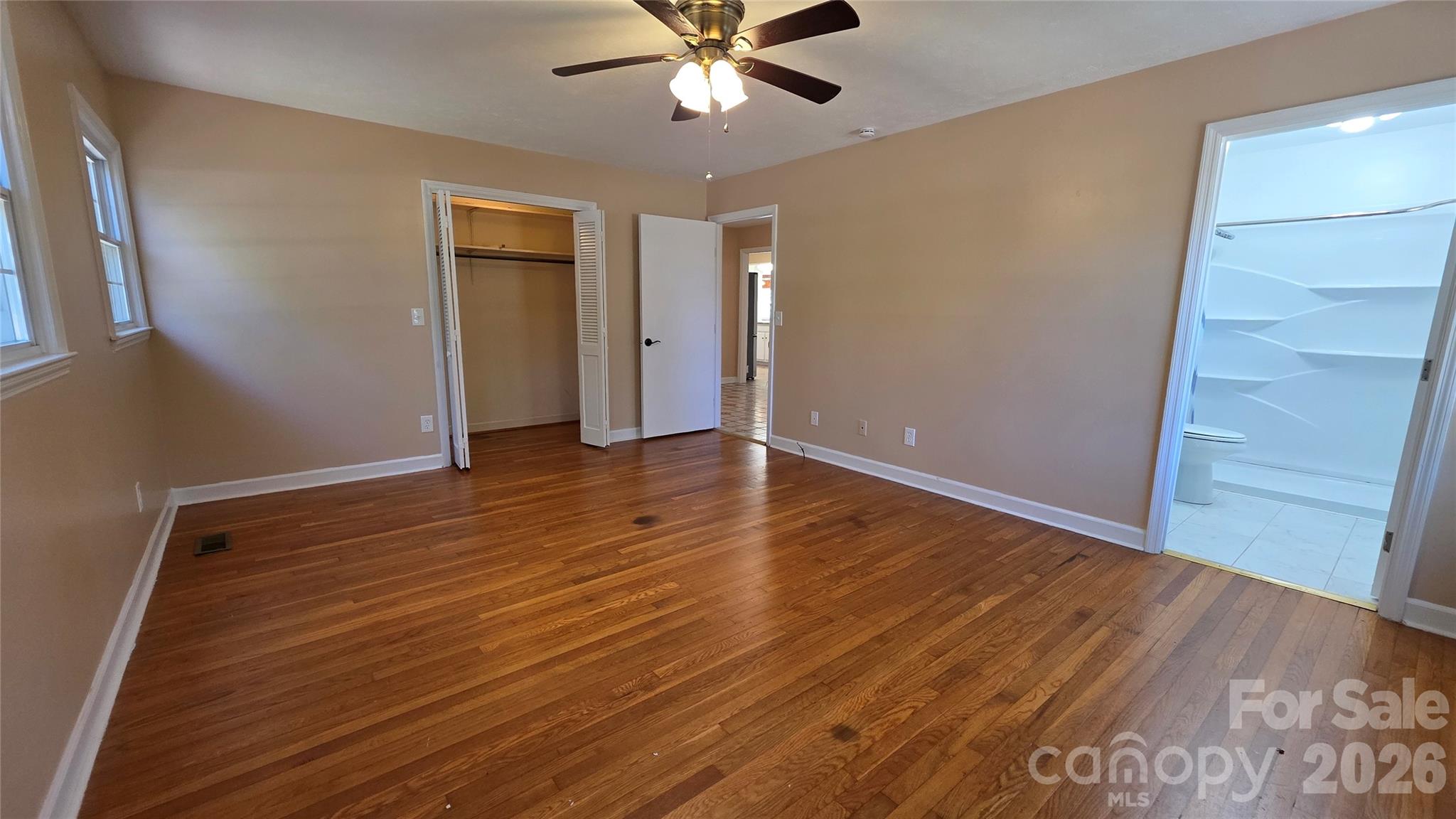1627 Greenville Highway Hendersonville NC 28792