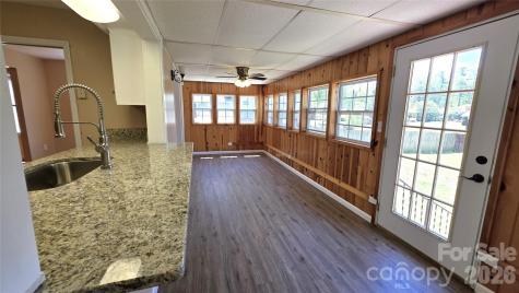 1627 Greenville Highway Hendersonville NC 28792