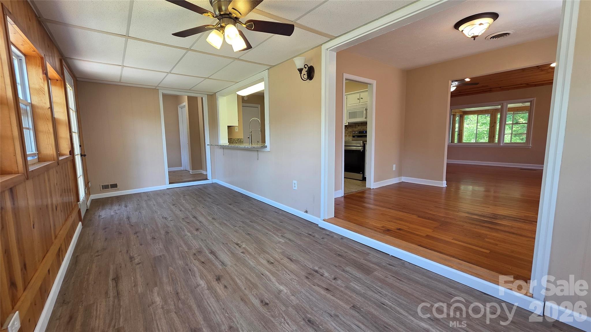 1627 Greenville Highway Hendersonville NC 28792