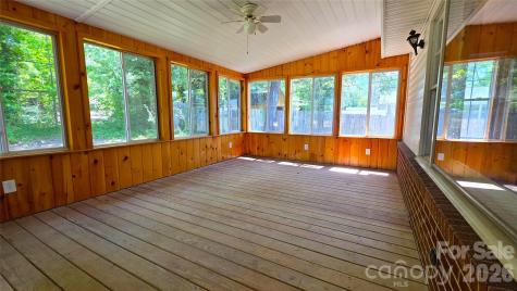 1627 Greenville Highway Hendersonville NC 28792