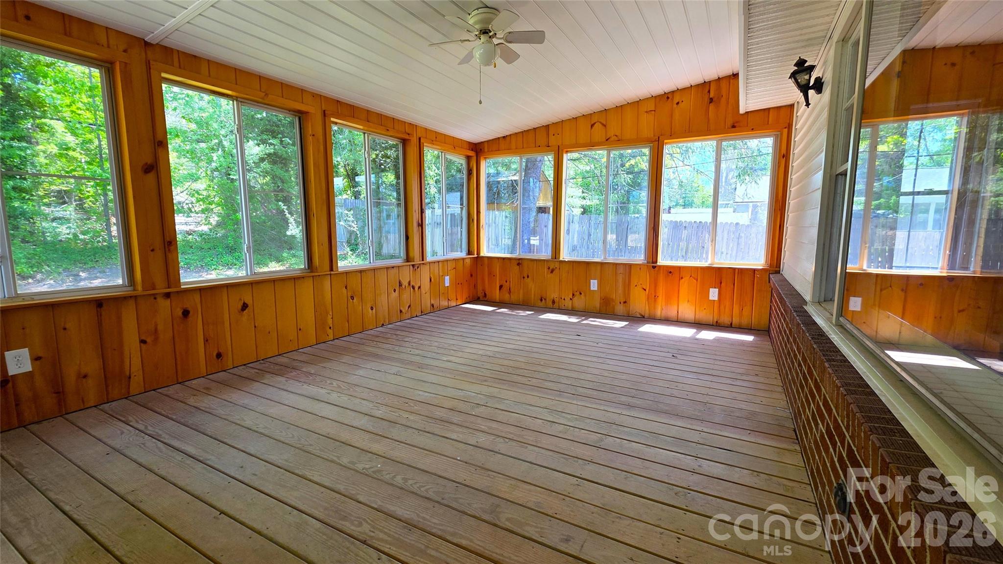 1627 Greenville Highway Hendersonville NC 28792