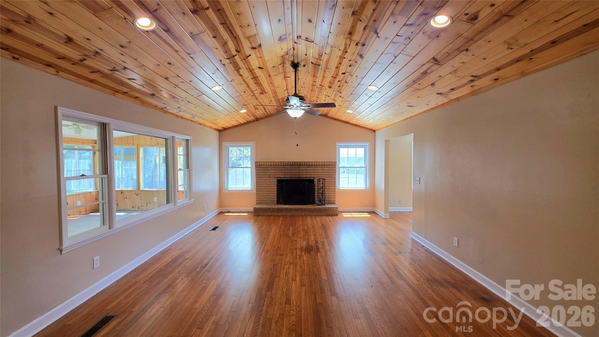 1627 Greenville Highway Hendersonville NC 28792
