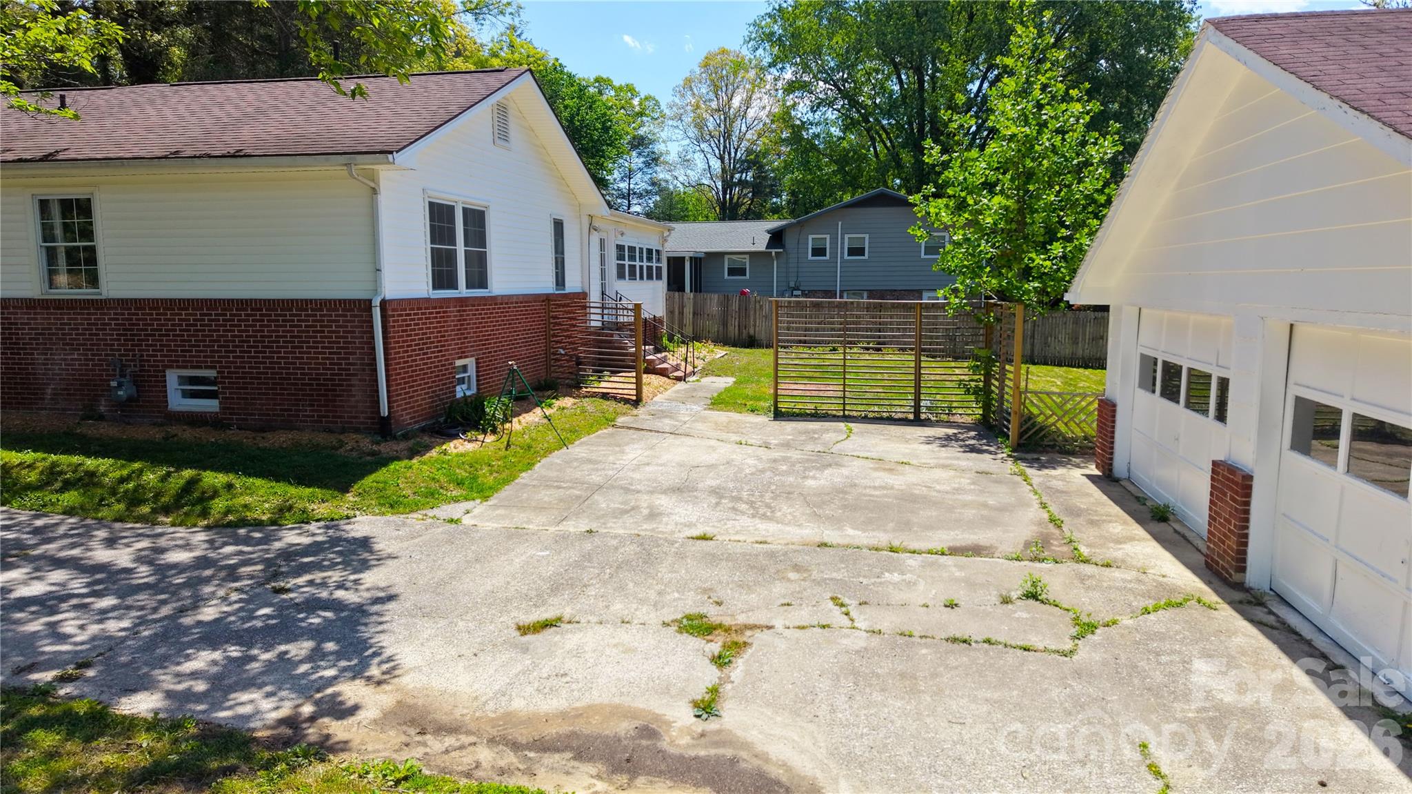1627 Greenville Highway Hendersonville NC 28792
