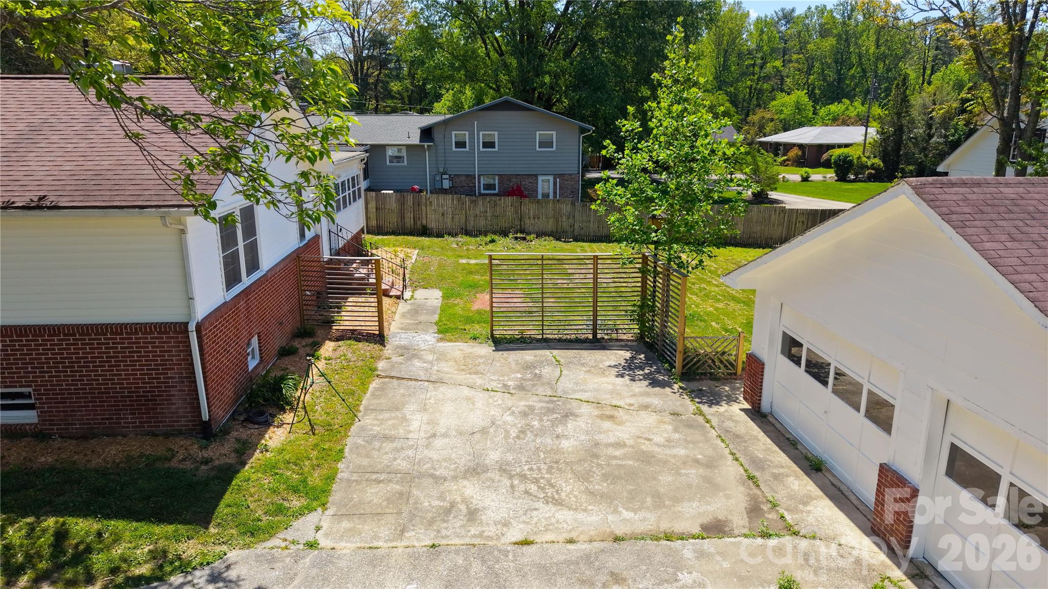 1627 Greenville Highway Hendersonville NC 28792