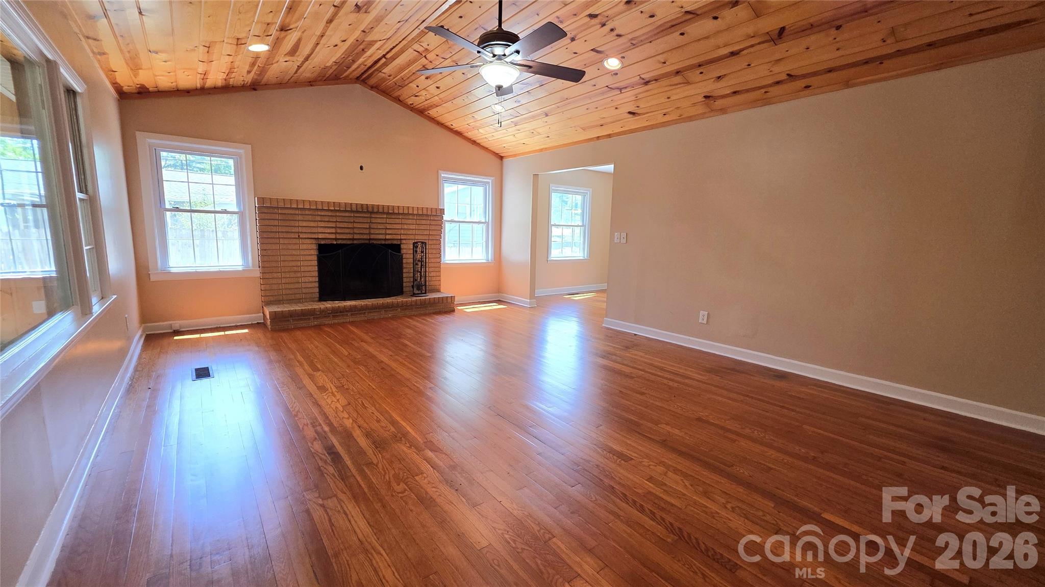 1627 Greenville Highway Hendersonville NC 28792