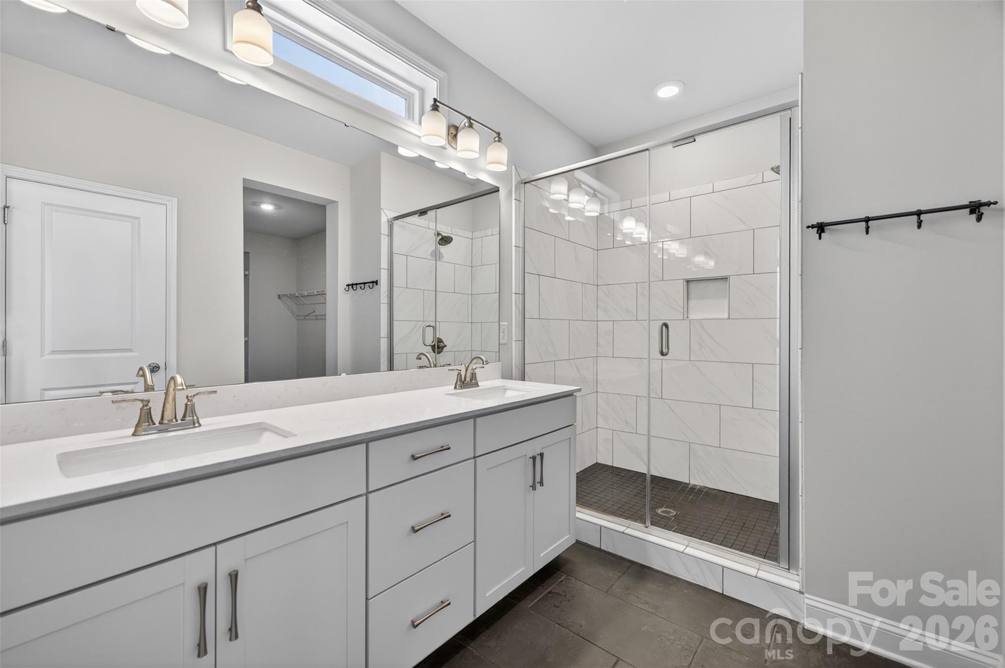 6318 Southgrove Street Charlotte NC 28277