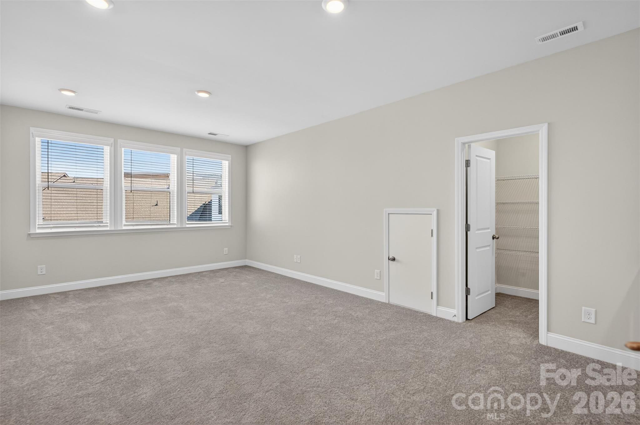6318 Southgrove Street Charlotte NC 28277
