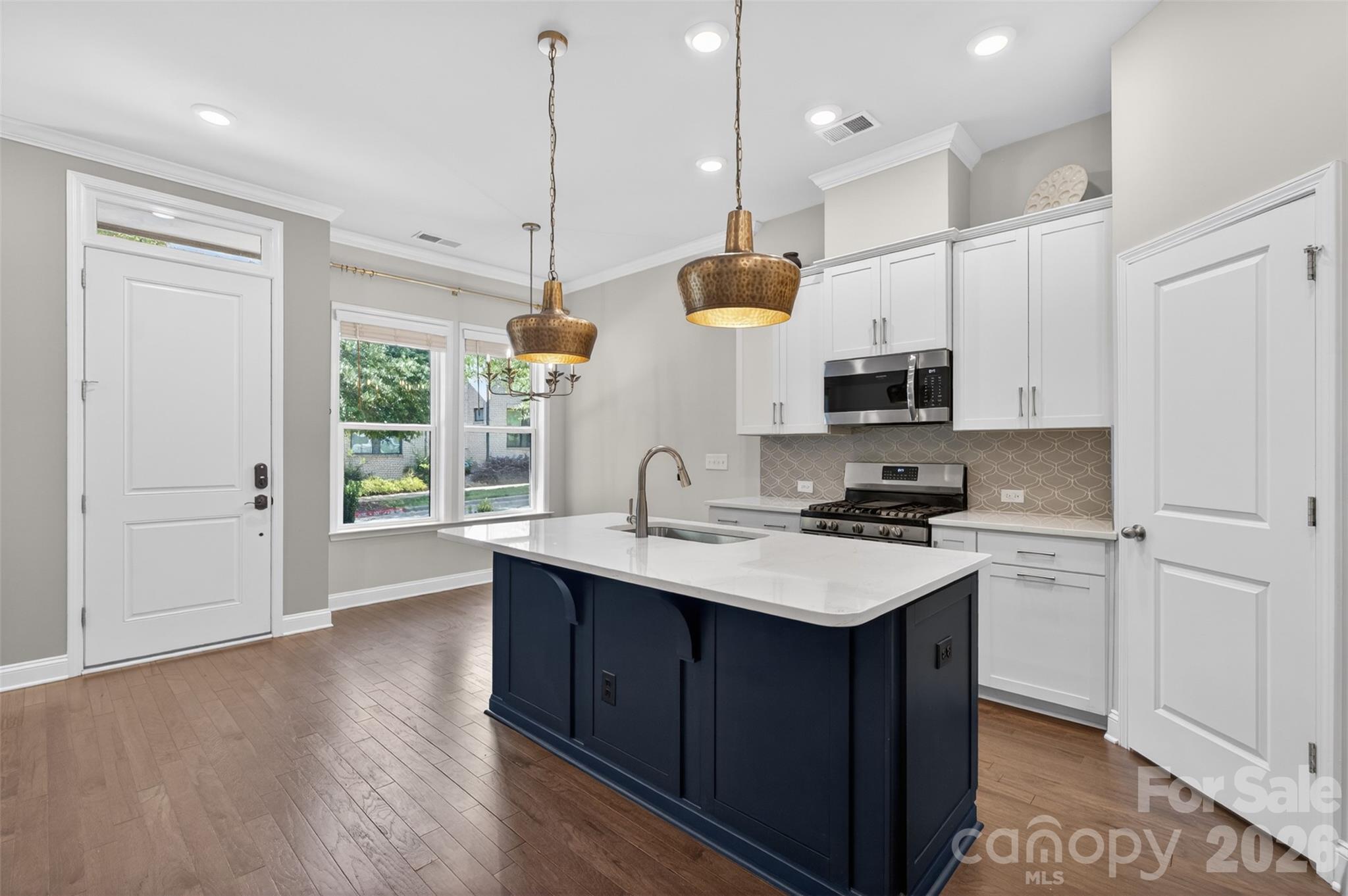 6318 Southgrove Street Charlotte NC 28277