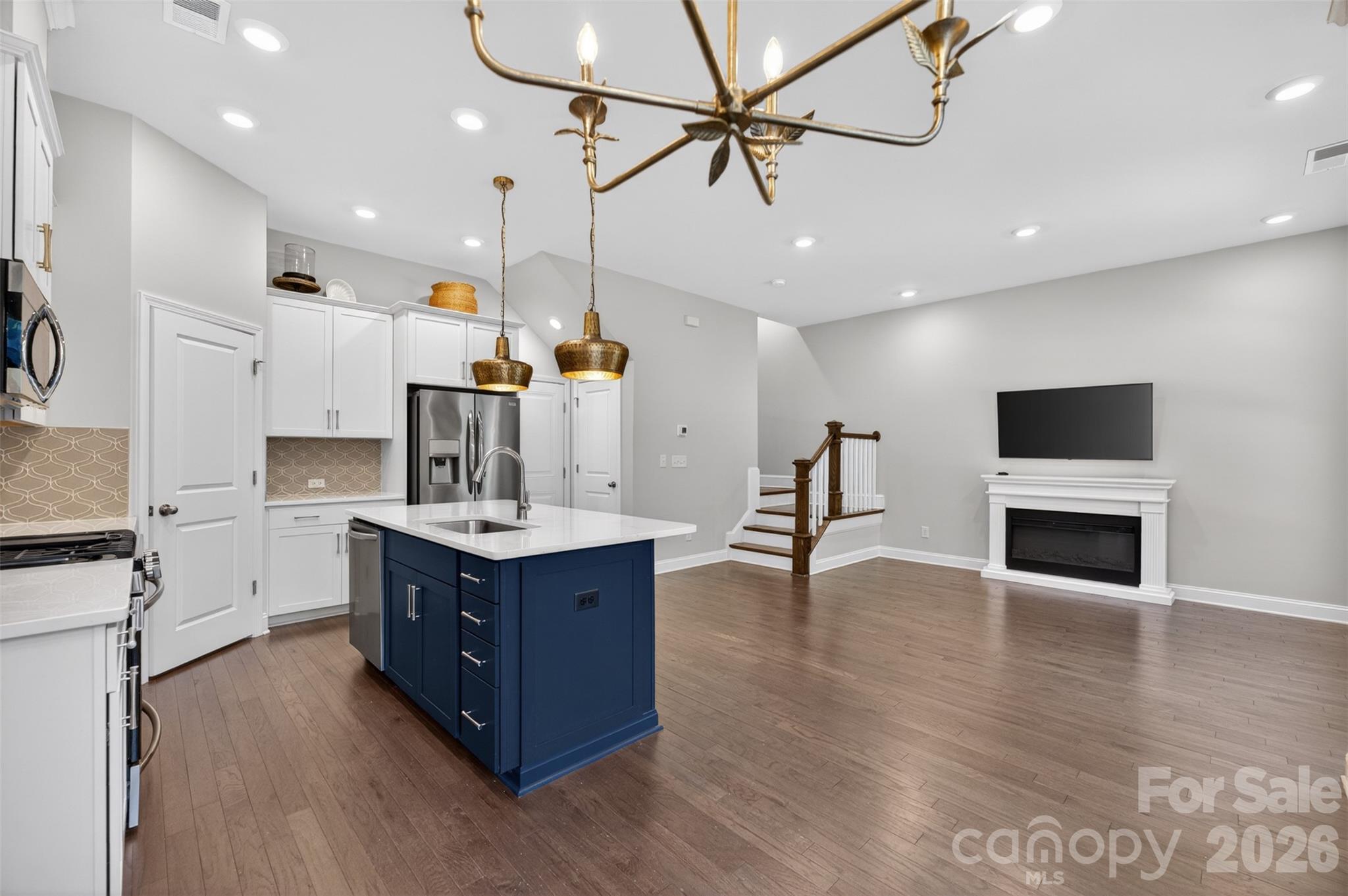 6318 Southgrove Street Charlotte NC 28277