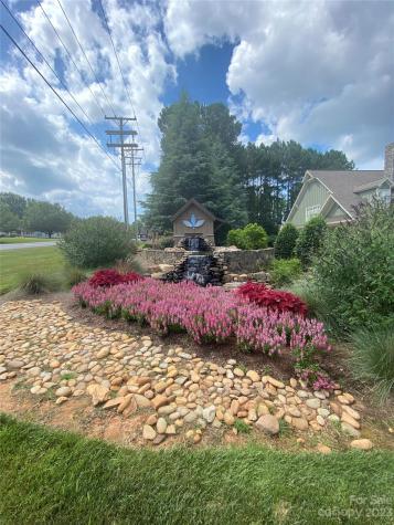 156 Ashmore Circle Troutman NC 28116