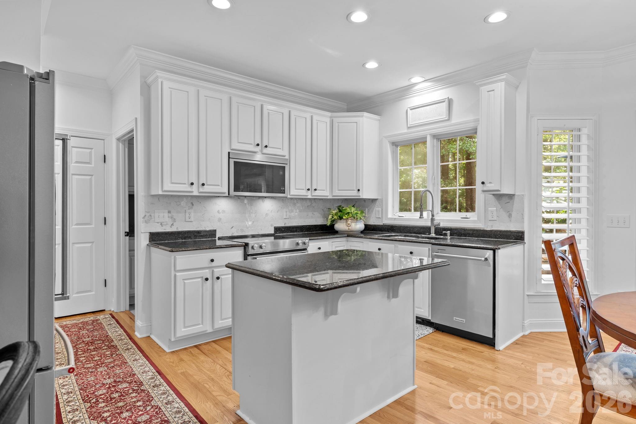 4400 Serene Lane Charlotte NC 28216